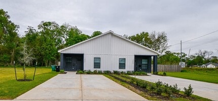 Building Photo - 7802 Dandy St