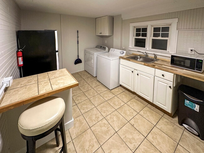 Foto del edificio - 110 Avery St