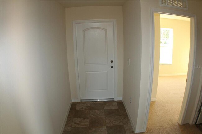 Foto del edificio - 4362 High Ridge Ave