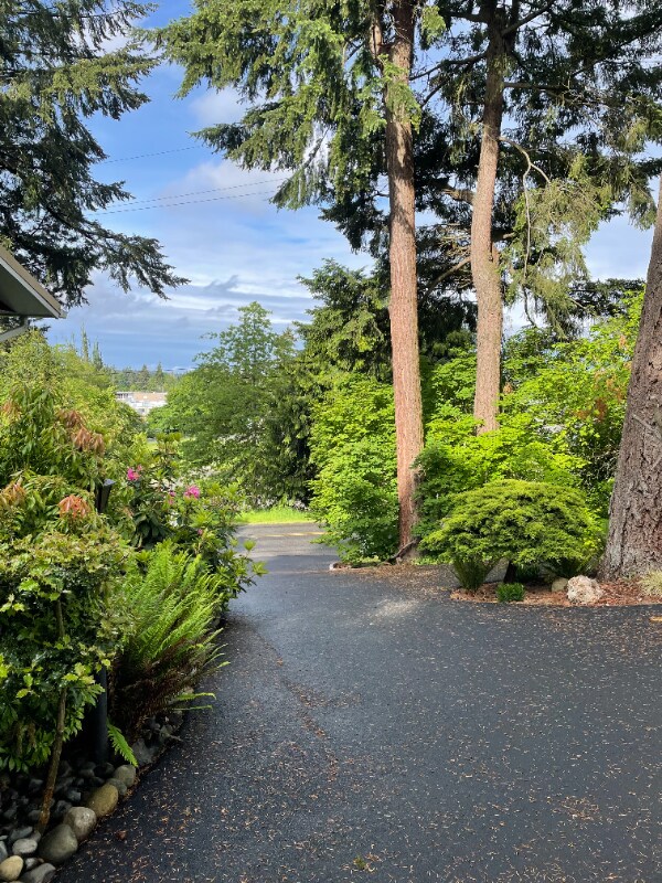 Foto del edificio - 12511 A St S