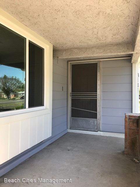 Building Photo - 3 br, 2 bath House - 4235 Paramount Blvd