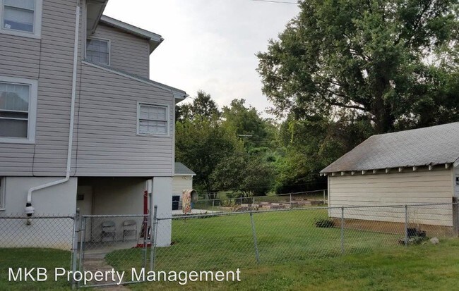 Building Photo - 2103 Westover Ave SW