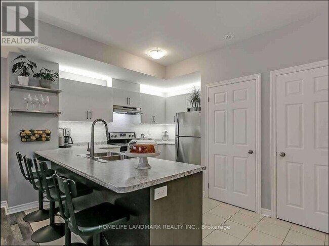 Building Photo - 2420-12420 Baronwood Dr