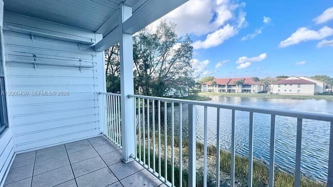 Foto del edificio - 258 Cypress Point Dr