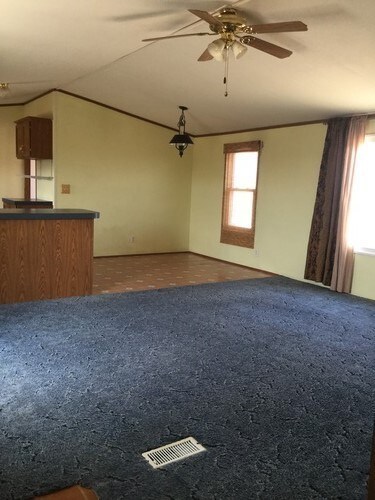 Building Photo - Country Home Texico School District