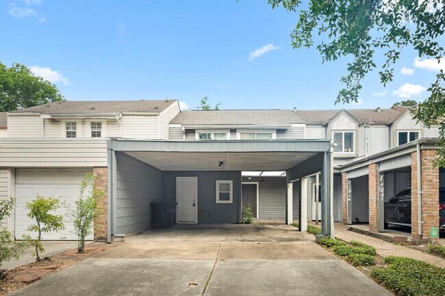Foto del edificio - 5908 Arncliffe Dr