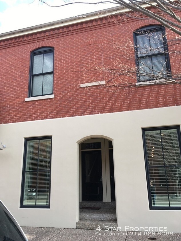 Primary Photo - Beautiful Apartment in New Town!