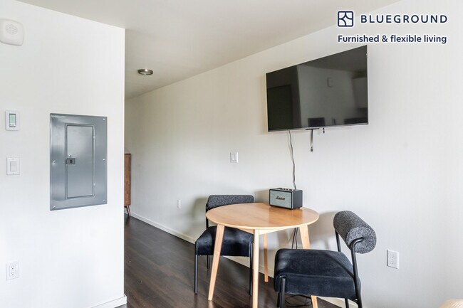 Foto del edificio - 5001 Brooklyn Ave NE