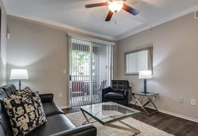 Building Photo - 2 bedroom in Irving TX 75038