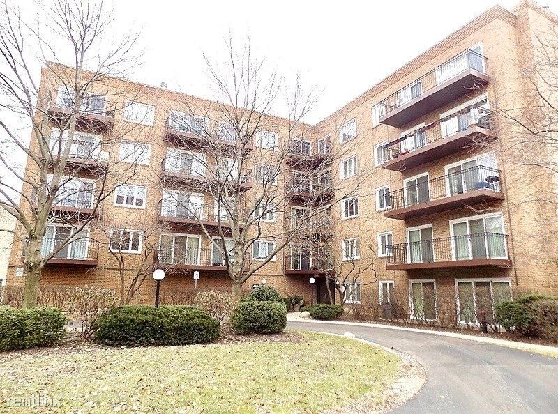 Primary Photo - 2 br, 2 bath Condo - 901 Hinman Avenue 2C