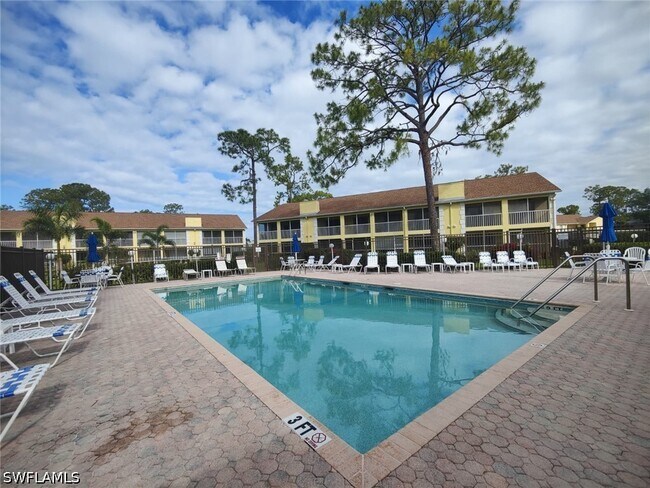 Foto del edificio - 2668 Kings Lake Blvd