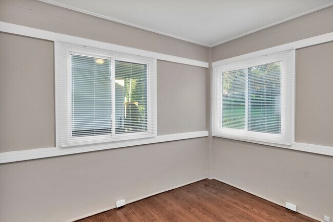 Foto del edificio - U. City - Beautiful Rehabbed home for rent