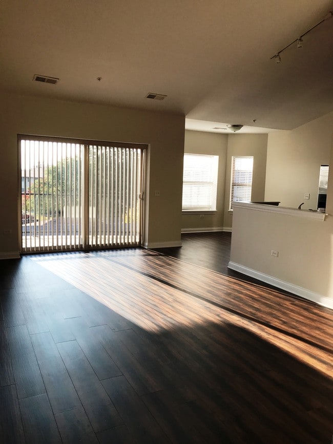 Building Photo - 7250 W 157th St