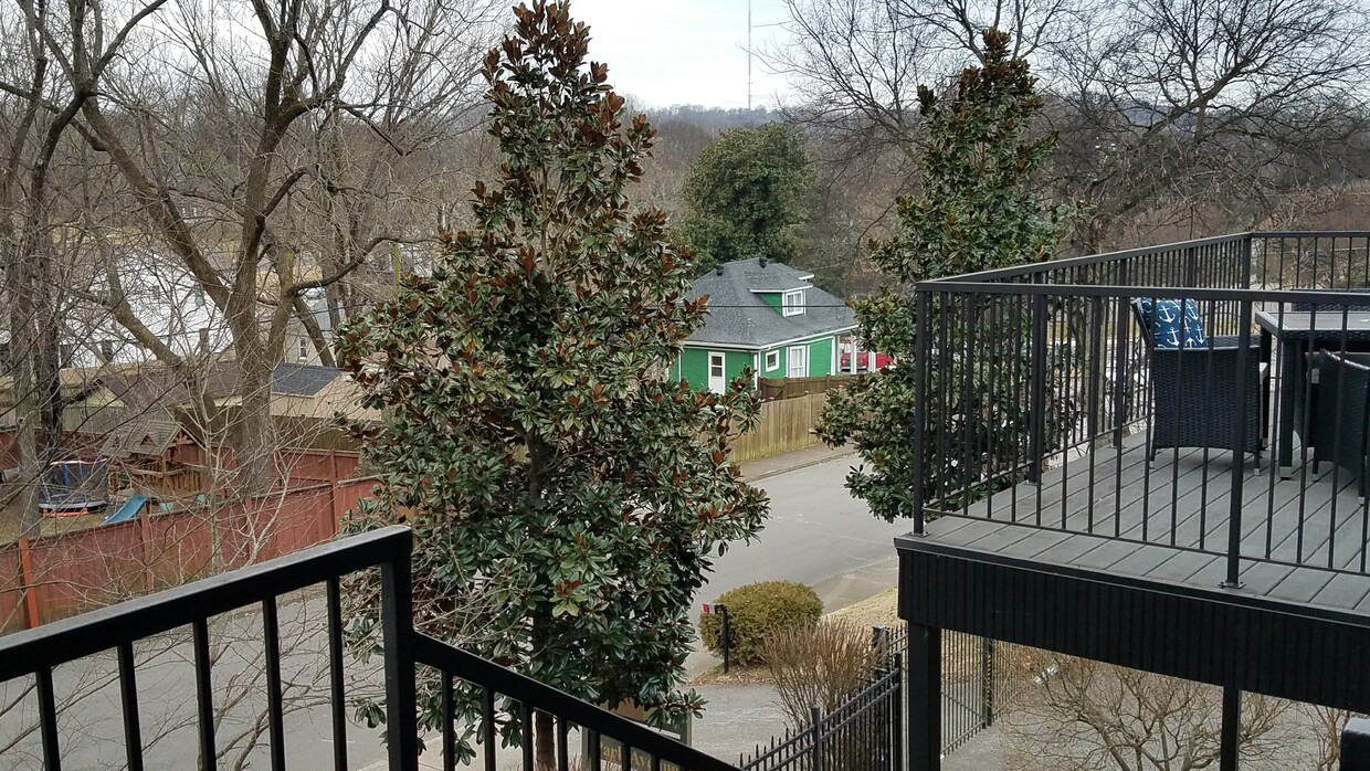 View of Park Ave. from front entrance - 5000 Park Ave