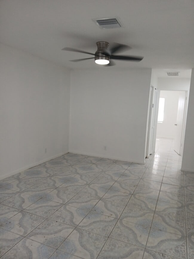Foto del edificio - 1115 19th Ave N