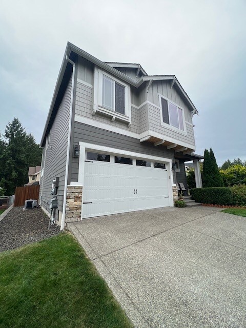Foto del edificio - 6615 36th Ln SE