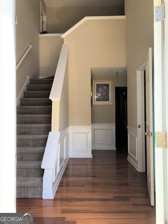 Foto del edificio - 1351 Pinebreeze Ct