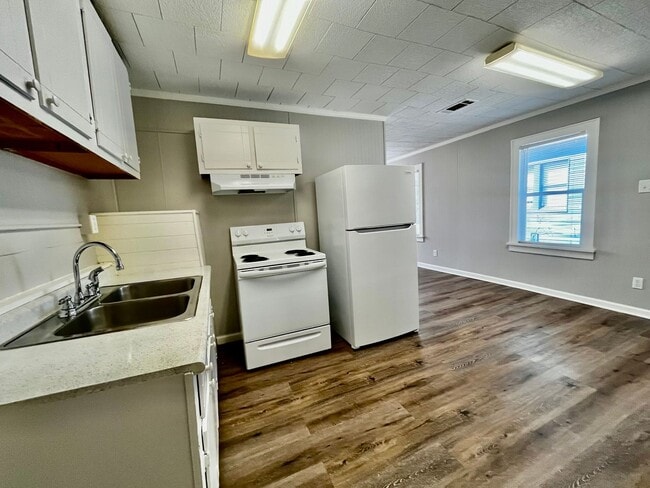 Foto del edificio - 1422 Greenwood Ave