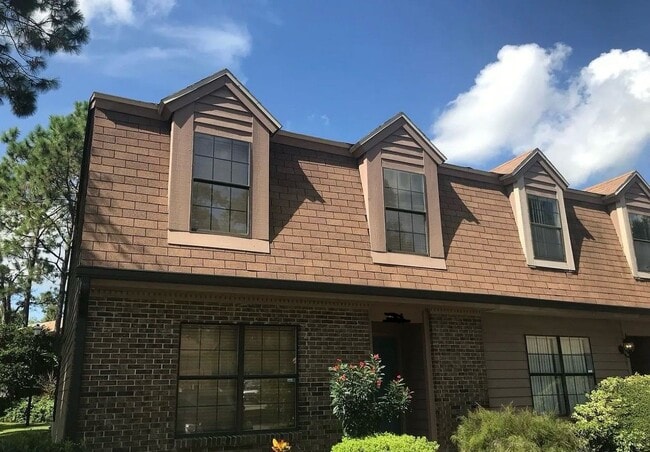 Foto del edificio - 5314 Bradbury Ct