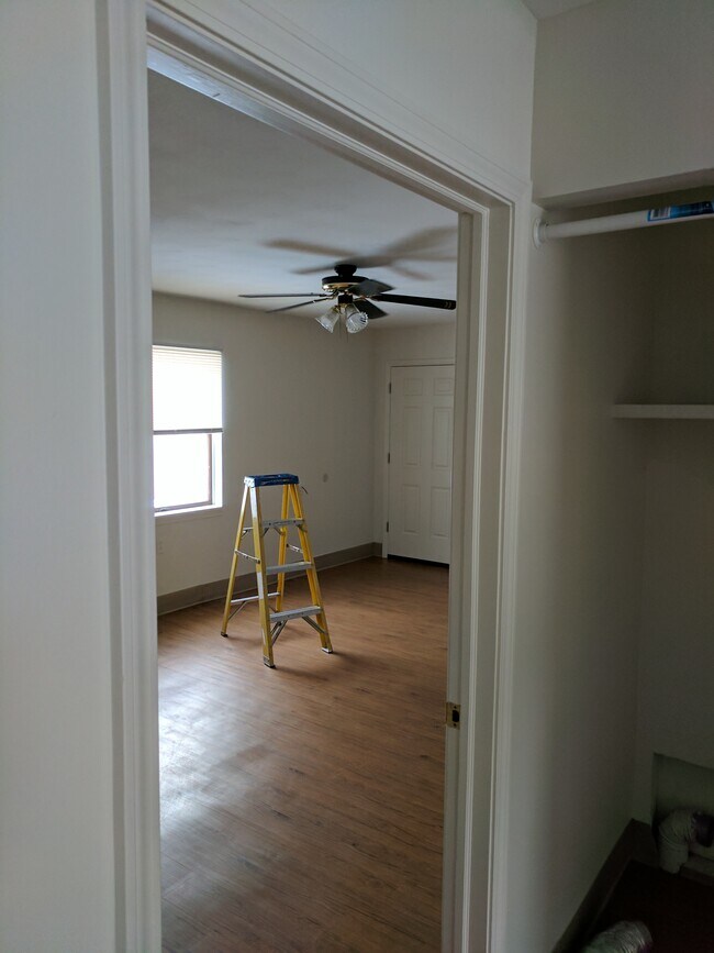 29 Glasgow St Unit First Floor, Clyde, NY 14433 29 Glasgow St Clyde