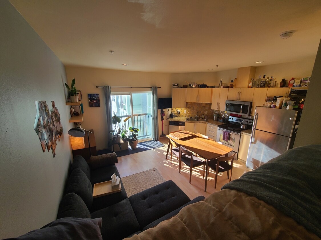 424 N 85th St Unit 405, Seattle, WA 98103 Condo for Rent in Seattle