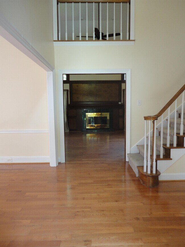 Building Photo - 1430 Springside Ct SW