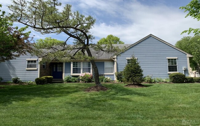 Building Photo - 4 Wexford Dr