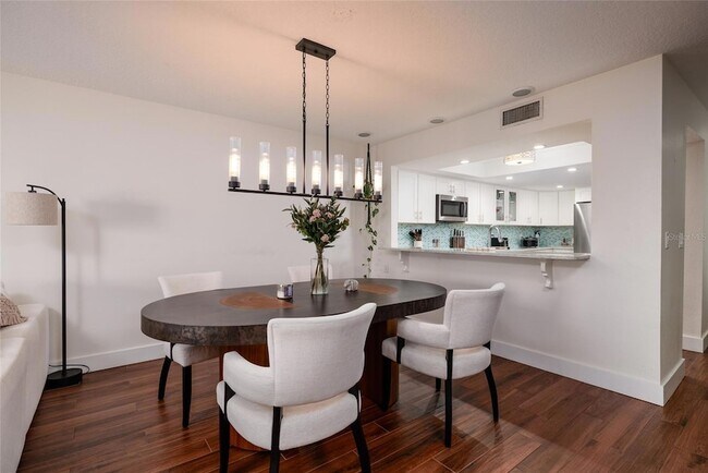 Building Photo - 222 Skiff Point