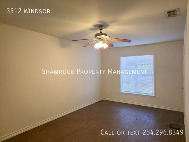 Building Photo - Cozy 2/1 Duplex in Waco