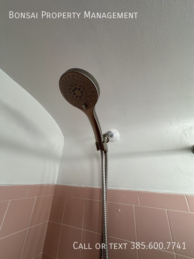 Foto del edificio - 7527 S Jefferson St