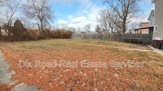 Building Photo - 333 Arlington Ave