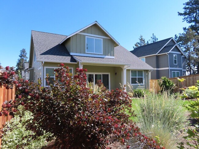 Building Photo - 20489 SE Byron Ave