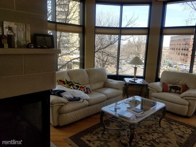 Building Photo - 1 br, 2 bath Condo - 224 Canyon Ave