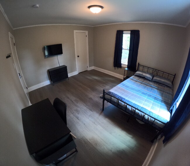 Foto del edificio - 120 Longview Dr