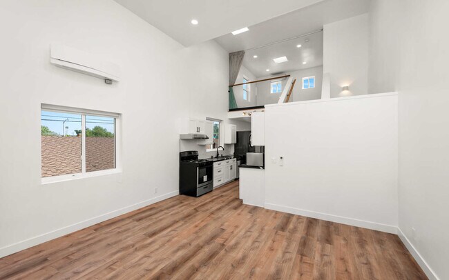 Foto del edificio - 667 Brooks Ave