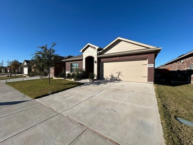 Foto del edificio - 6236 Blacksmith Ave