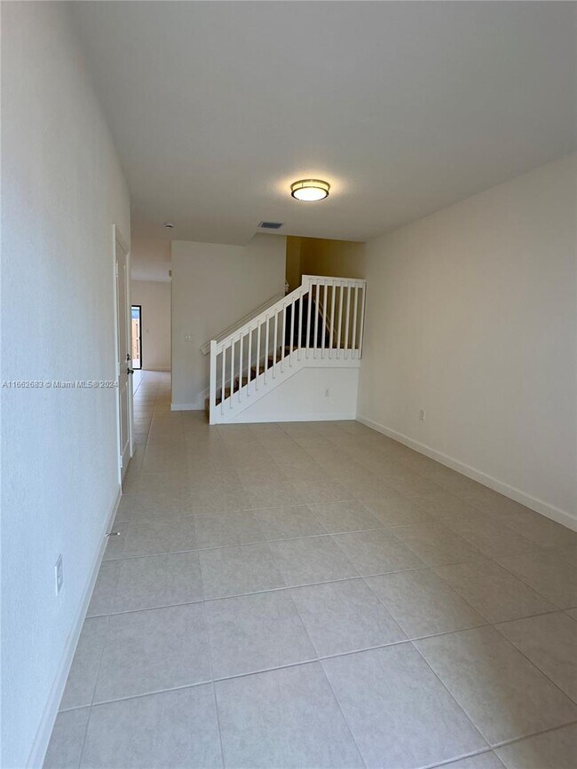 Foto del edificio - 23017 SW 129th Pl