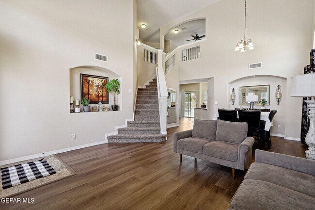 Building Photo - 14309 Coyote Trail