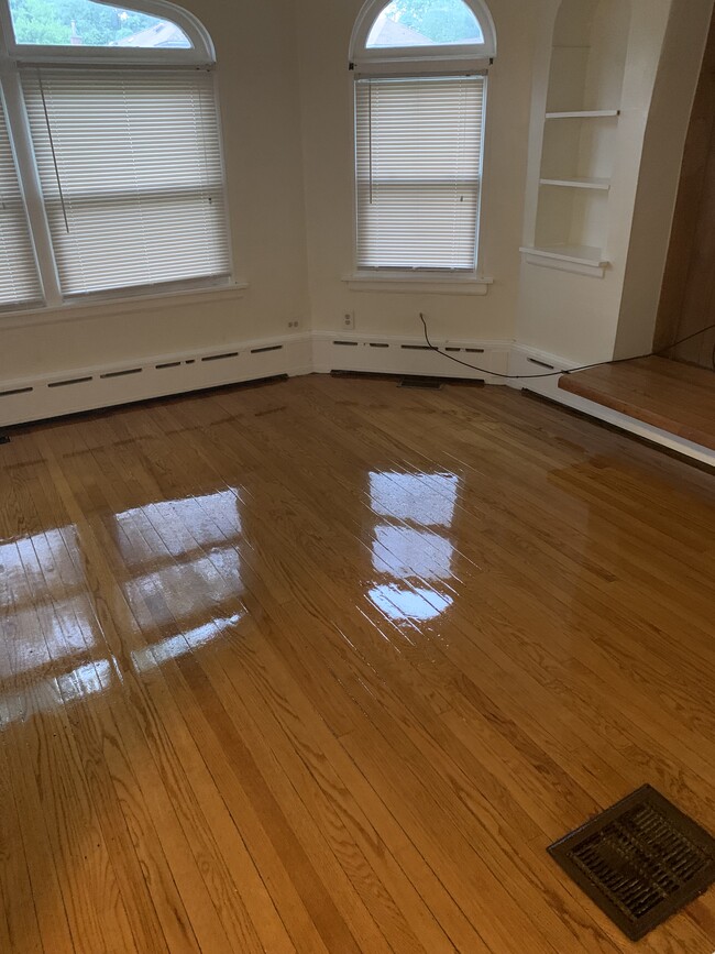 Living Room - 12143 S Yale Ave