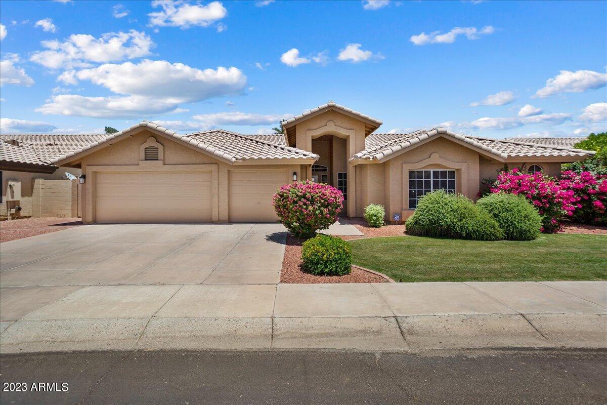 Primary Photo - 14835 N 41st Pl