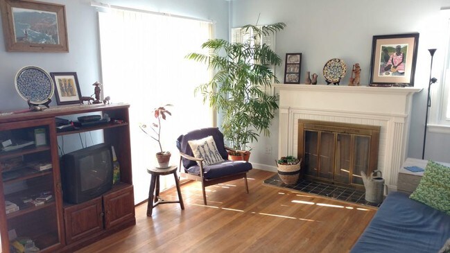 Building Photo - 1 Bed 1 Bath in Alger Heights