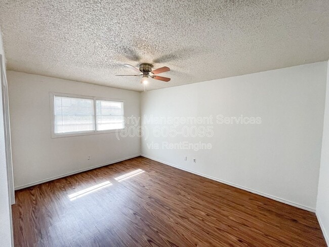 Foto del edificio - 7005 Hartford Ave