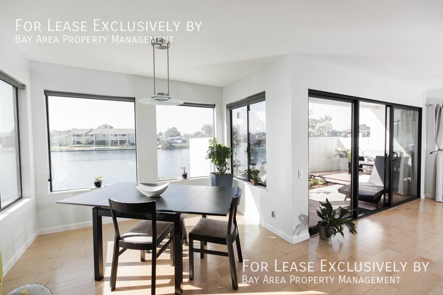 Primary Photo - 2bd/2ba Foster City Beauty with gorgeous w...