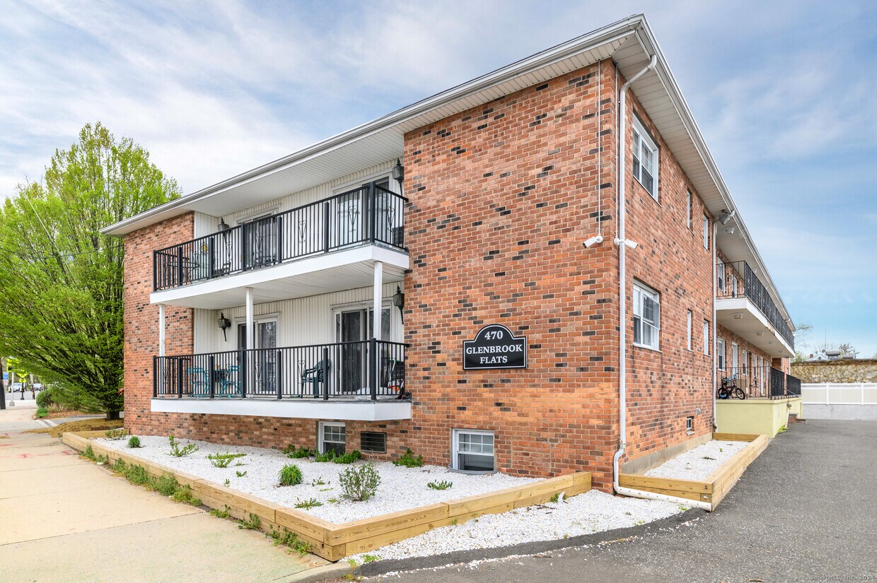 470 Glenbrook Rd, Stamford, CT 06906 House Rental in Stamford, CT