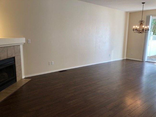 Building Photo - 20426 Hoodview Ave