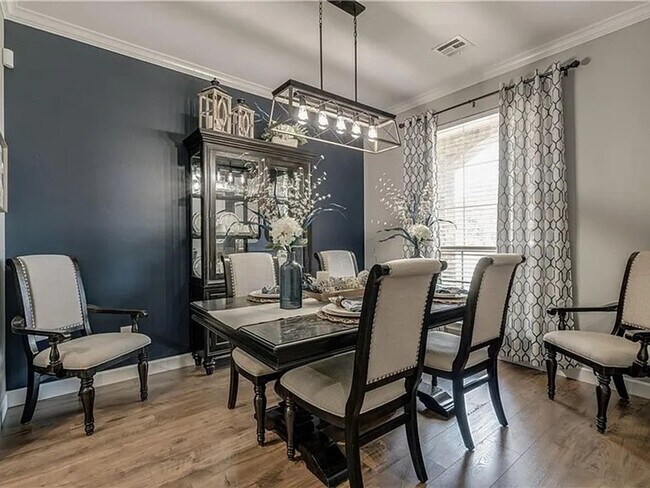 Foto del edificio - Beautiful 4bed/2.5bath Home Available in Mustang, OK