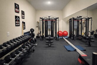 Building Photo - 43 W Loftwood Cir