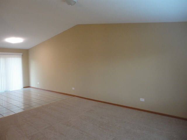 Building Photo - 4006 Ridge Rd