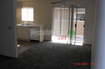 Foto del edificio - 1530 Placentia Ave
