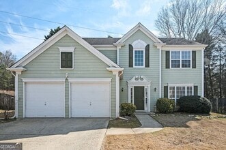 Building Photo - 658 Glenbarrett Ct NE